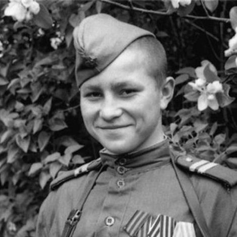 Ваня Кузнецов – полный кавалер ордена Славы.